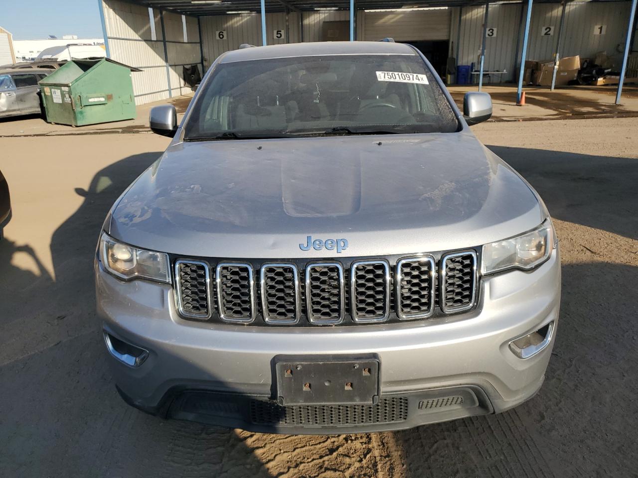 2018 Jeep Grand Cherokee - Image 5