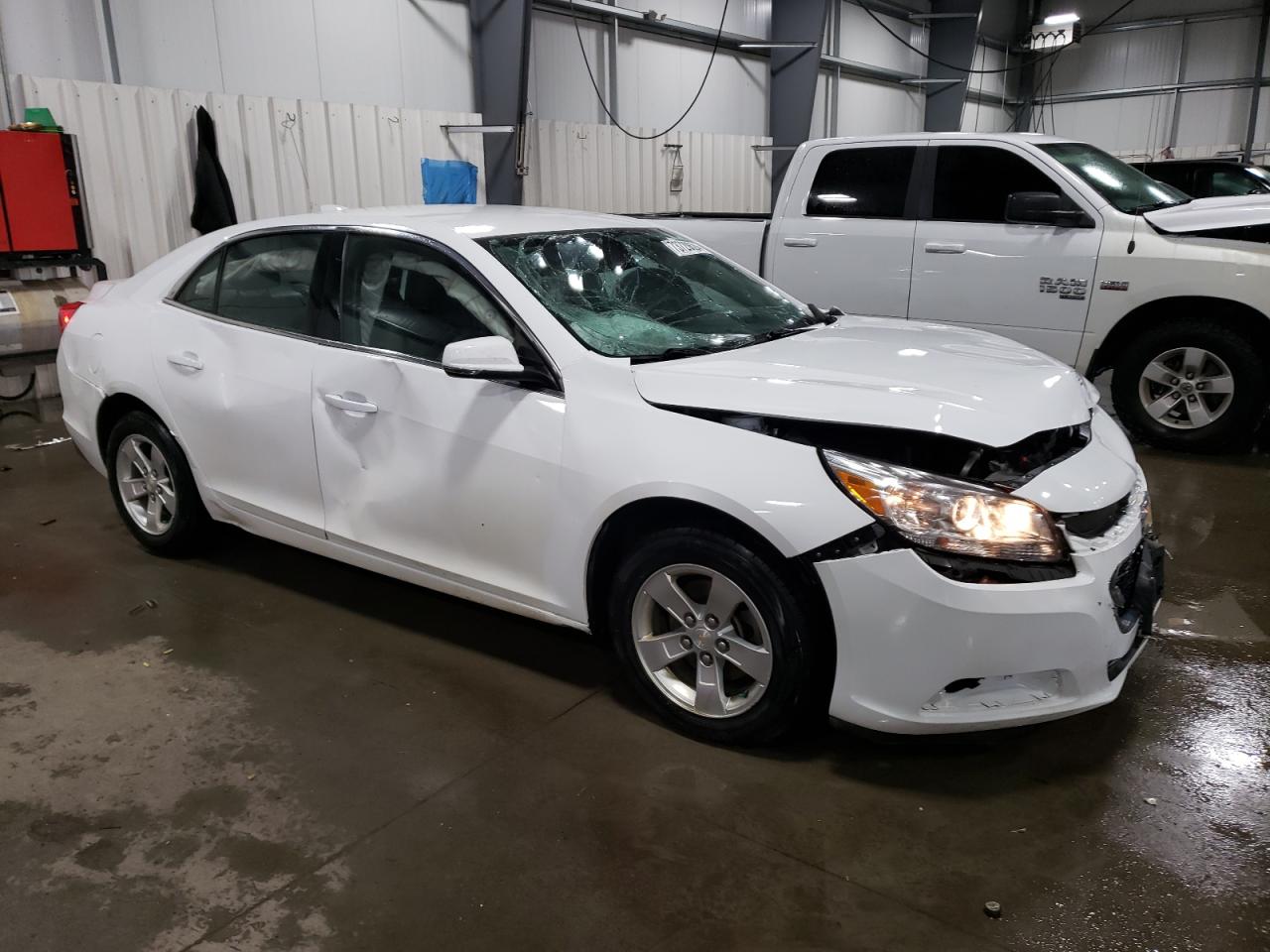 2016 Chevrolet Malibu - Image 4