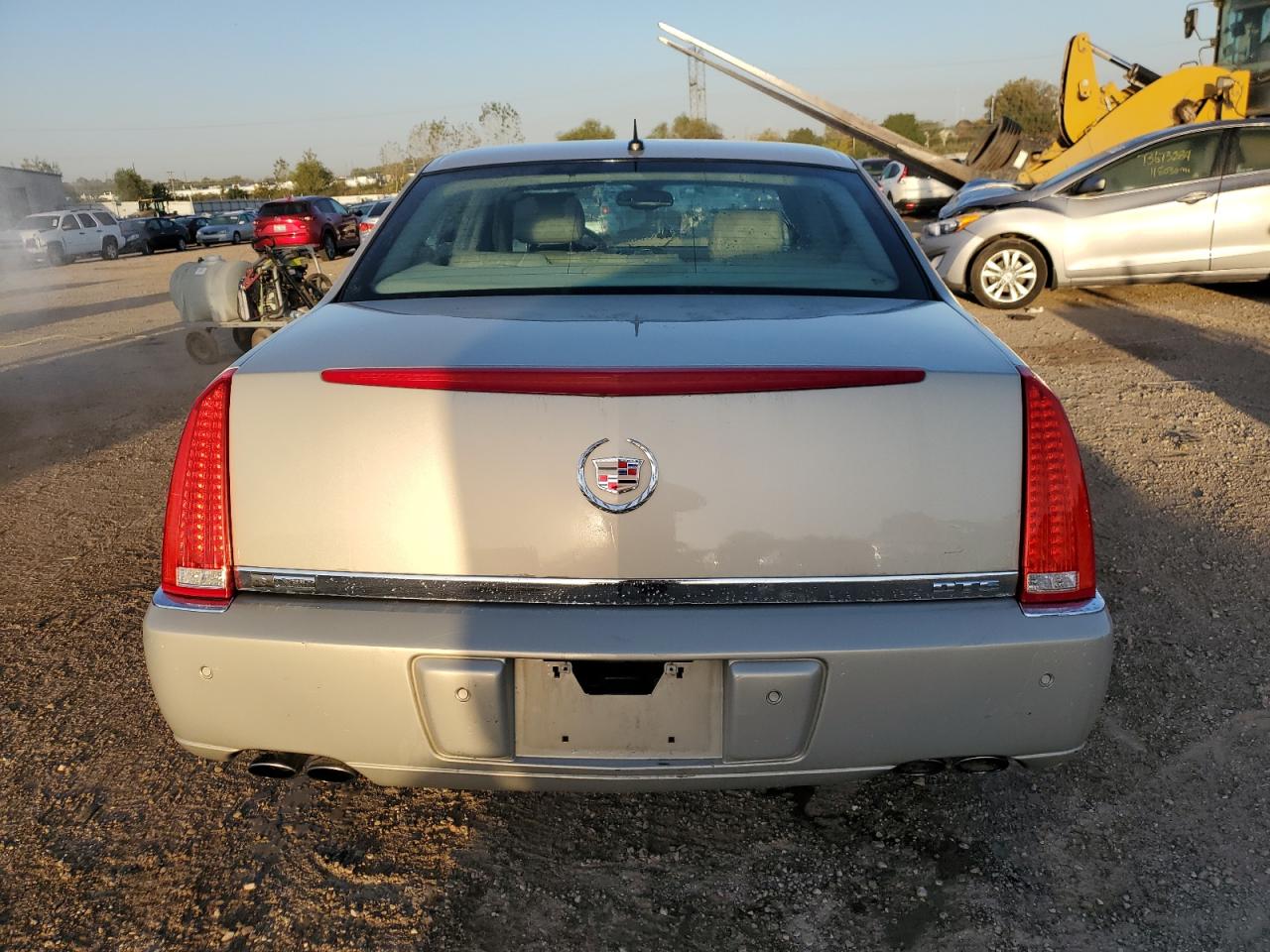 2007 Cadillac Dts VIN: 1G6KD57Y27U181128 Lot: 74895624