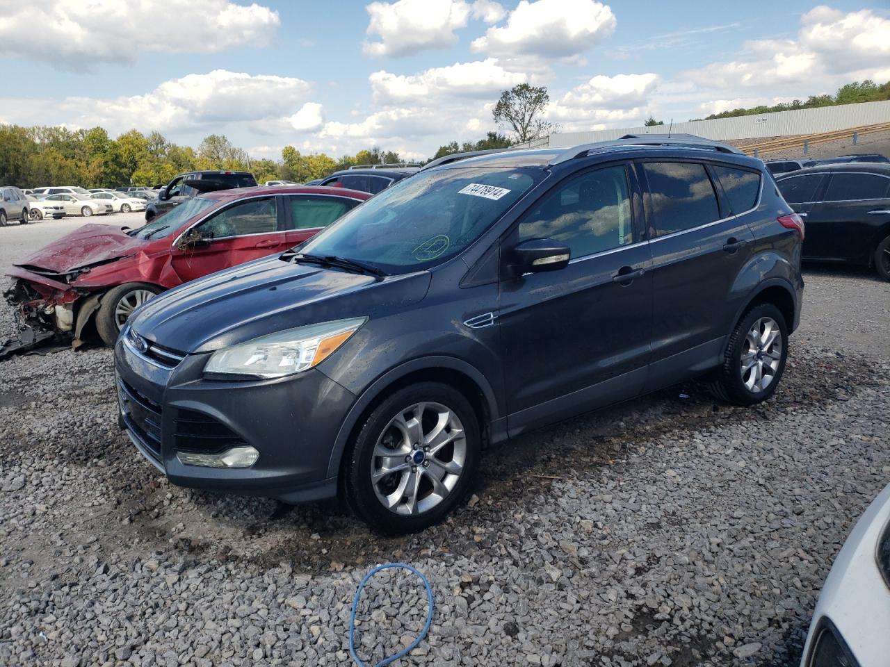 VIN 1FMCU0J9XFUA92147 2015 FORD ESCAPE no.1