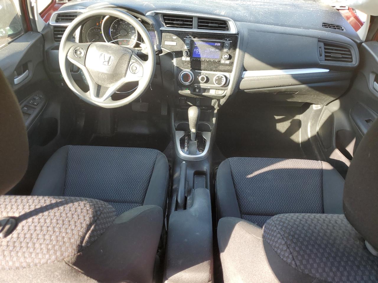 3HGGK5H4XKM719304 2019 Honda Fit Lx