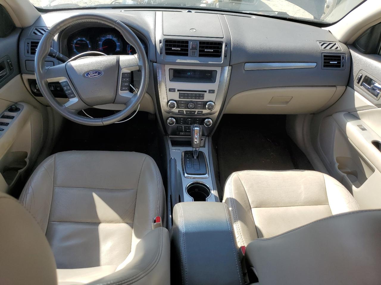 2010 Ford Fusion - Image 8