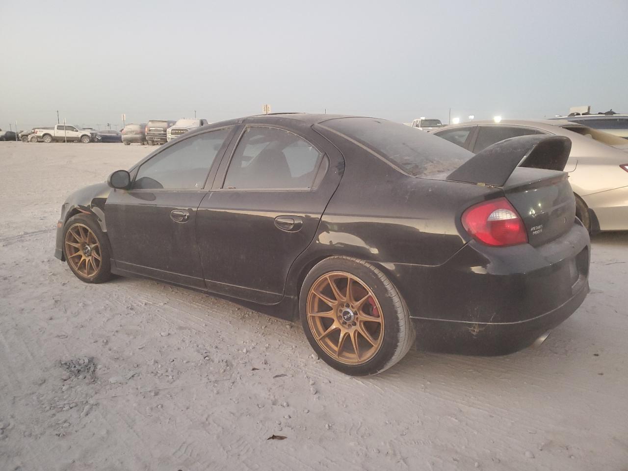 2004 Dodge Neon - Image 2