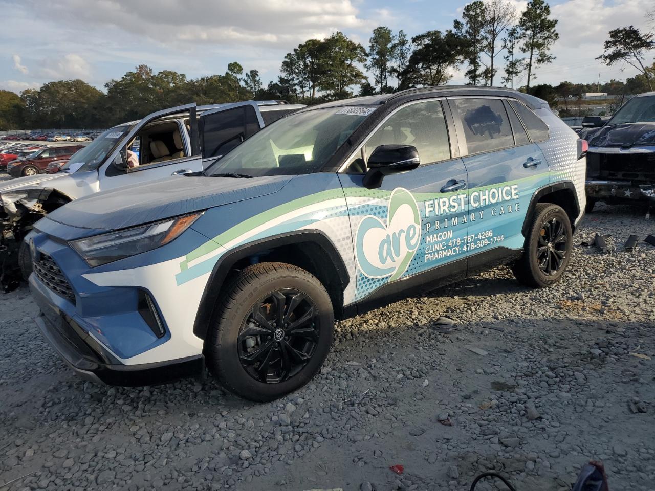 2023 Toyota RAV 4 - Image 1