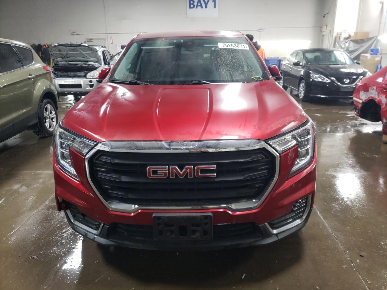 2022 GMC Terrain - Image 5