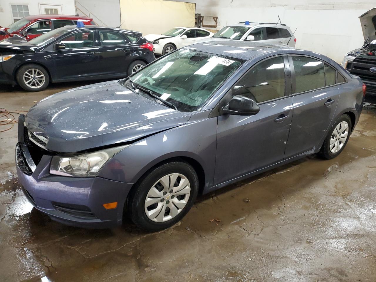 VIN 1G1PA5SG2D7218899 2013 CHEVROLET CRUZE no.1