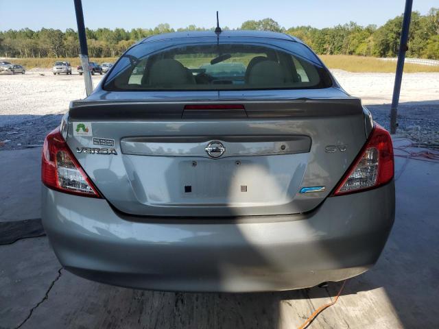  NISSAN VERSA 2013 Srebrny