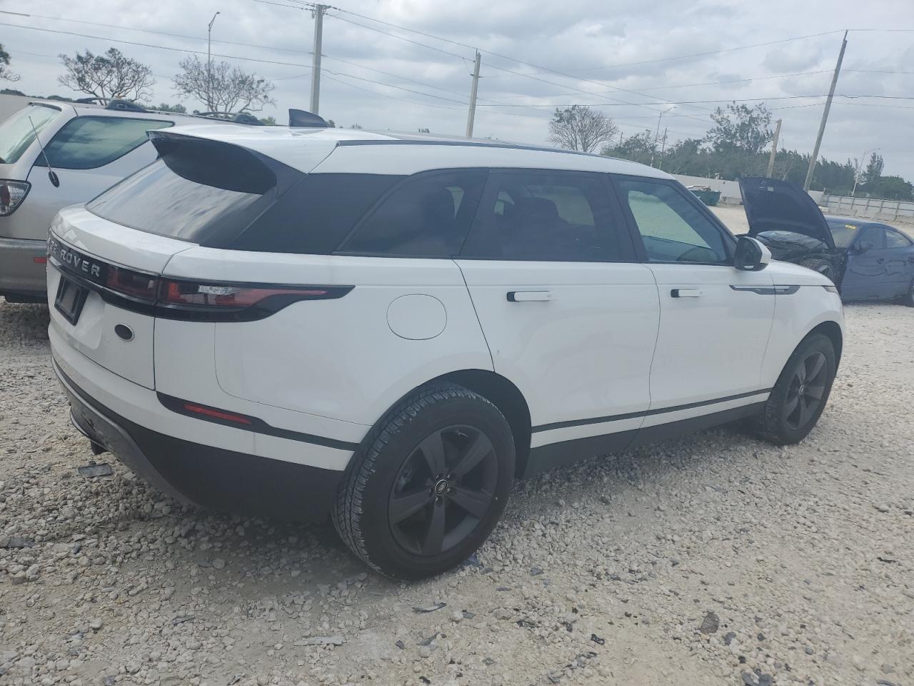2018 Land Rover Range Rover - Image 3