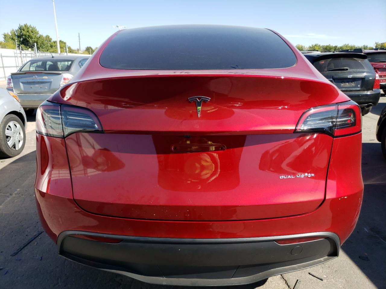 2024 Tesla Model Y VIN: 7SAYGAEE9RF198765 Lot: 74474894