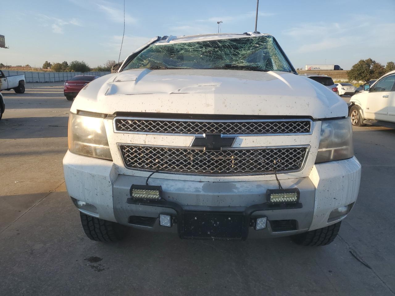 2011 Chevrolet Avalanche - Image 5