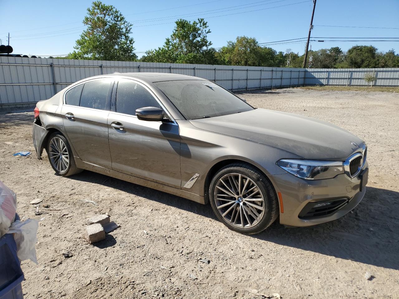 VIN WBAJA5C50JWA37392 2018 BMW 5 SERIES no.4