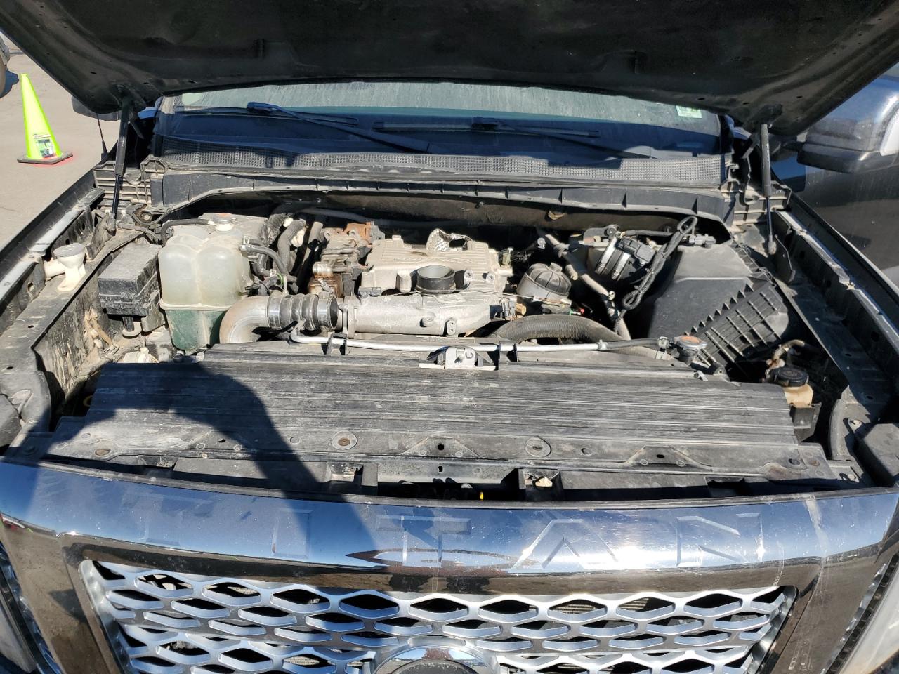 1N6BA1F49HN550363 2017 Nissan Titan Xd Sl