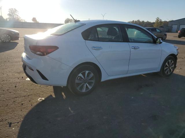 3KPA24AD2PE612855 Kia Rio LX 3