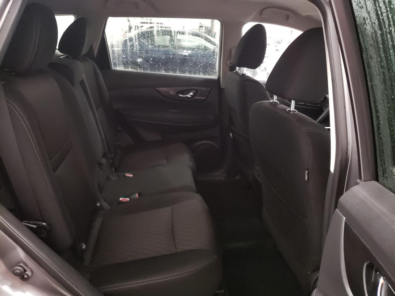 2020 Nissan Rogue - Image 11