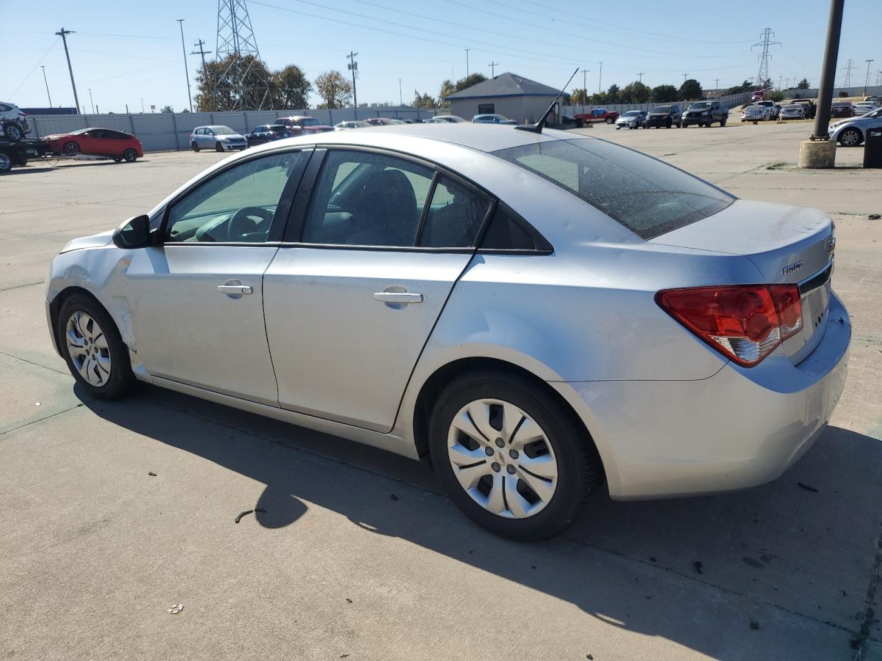 2014 Chevrolet Cruze - Image 2