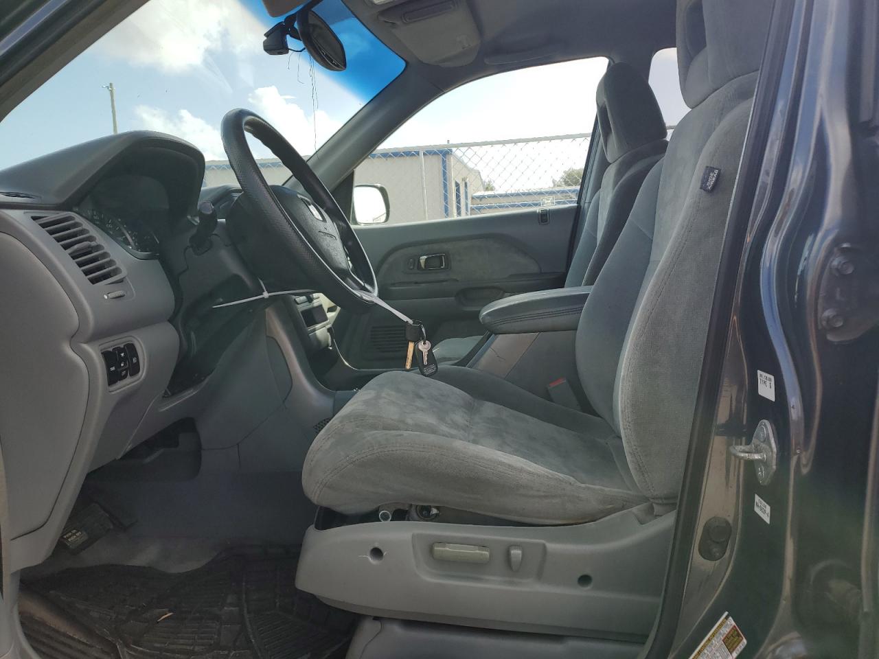 2004 Honda Pilot - Image 7