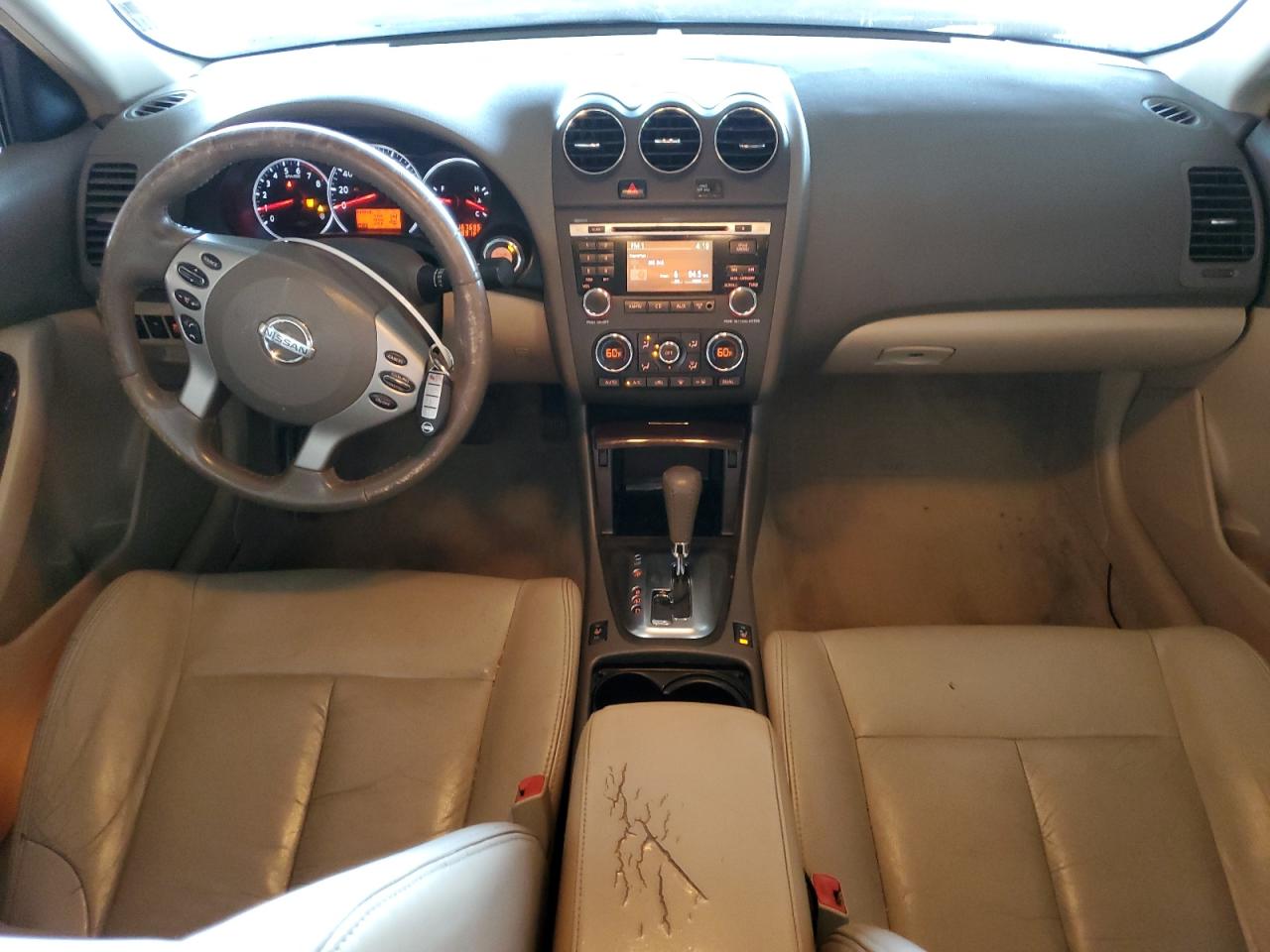 2011 Nissan Altima - Image 8