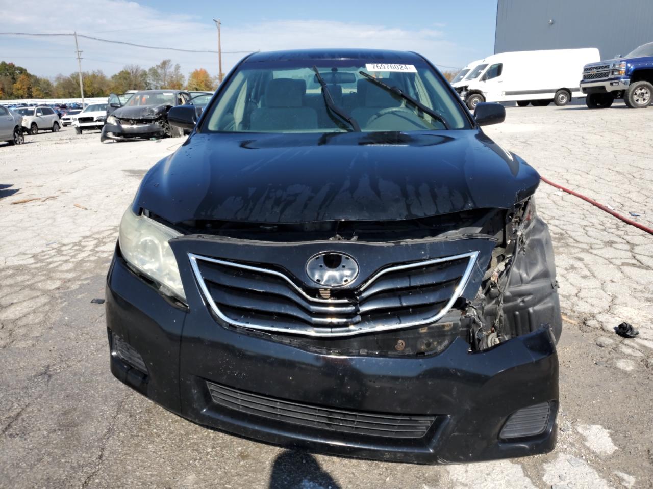 2011 Toyota Camry - Image 5