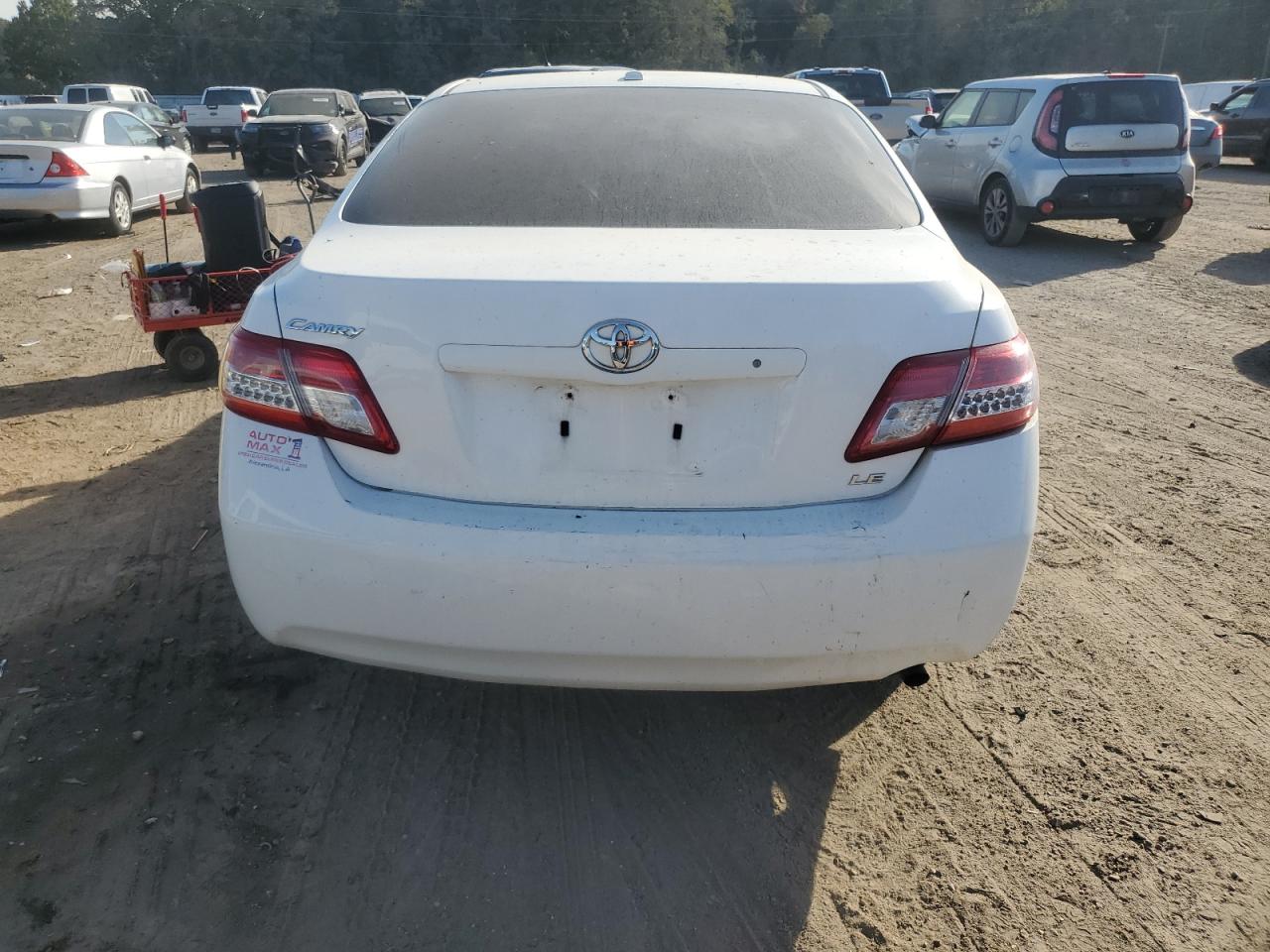 2010 Toyota Camry Base VIN: JTNBF3EK7A3001239 Lot: 77447374