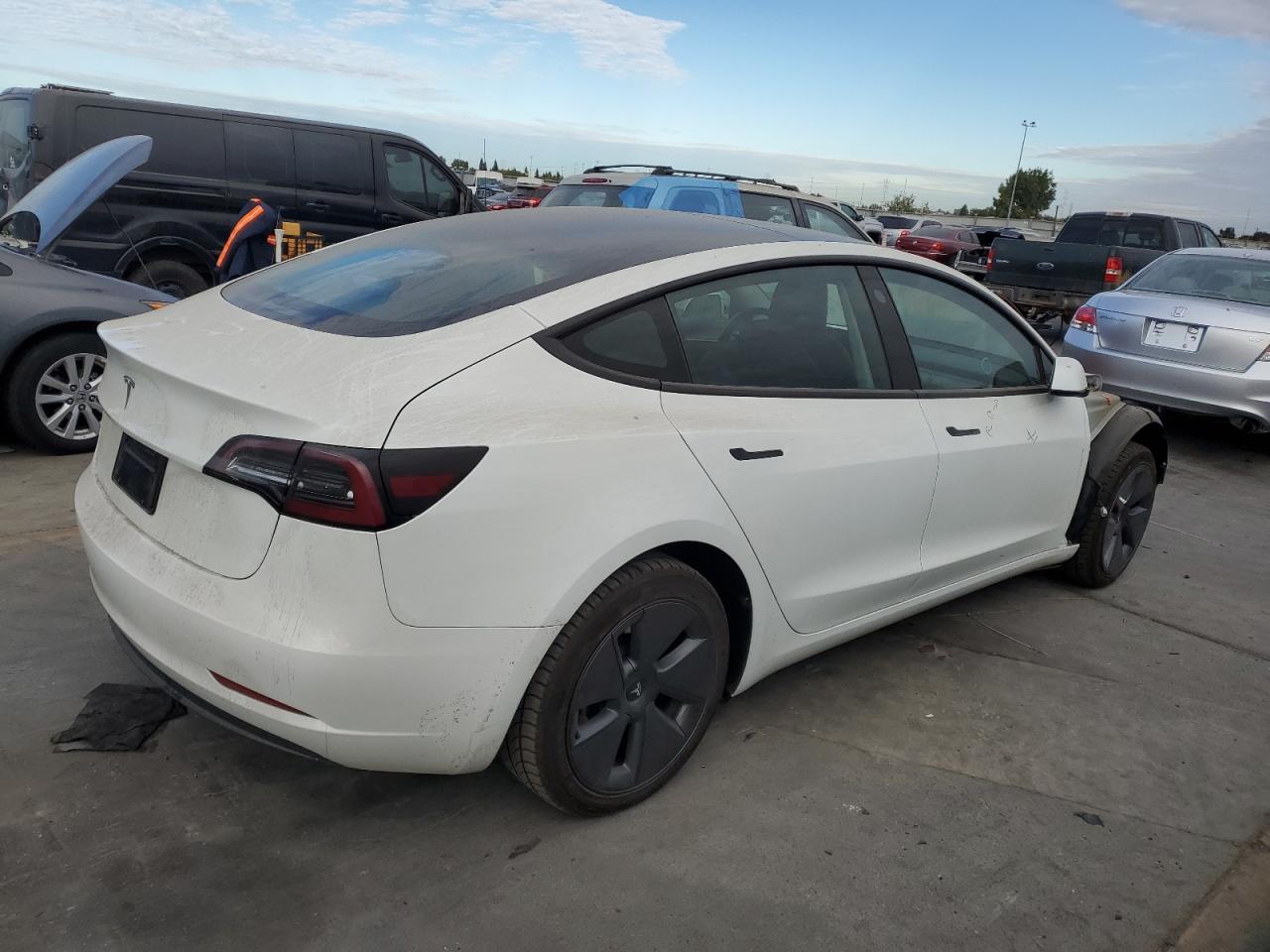 VIN 5YJ3E1EA9PF454605 2023 TESLA MODEL 3 no.3