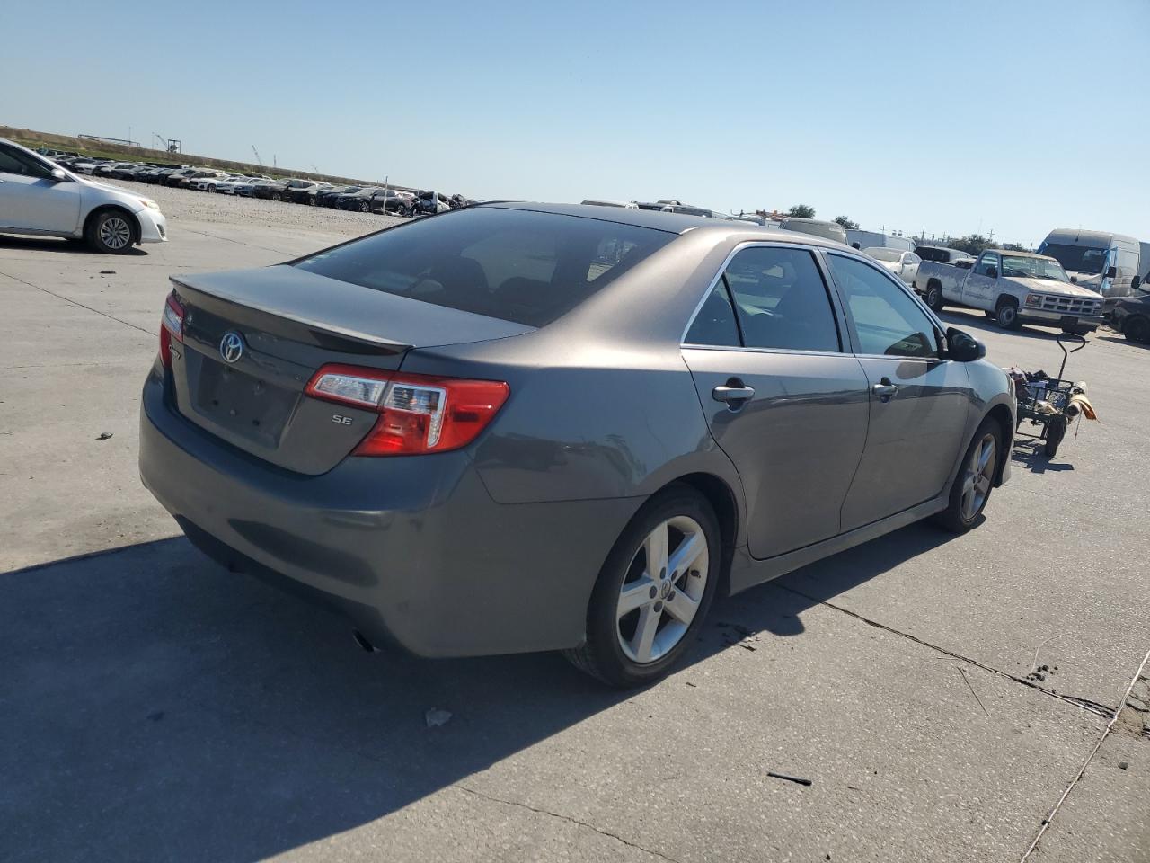 4T1BF1FK4EU765908 2014 Toyota Camry L