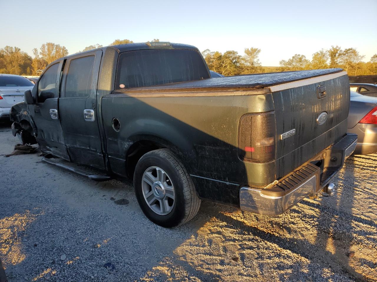 2005 Ford F-150 - Image 2