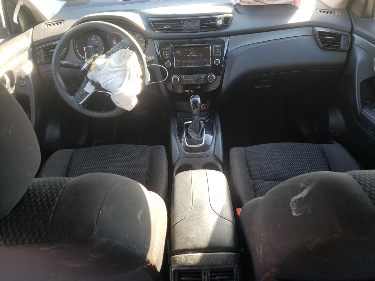 2019 Nissan Rogue - Image 8