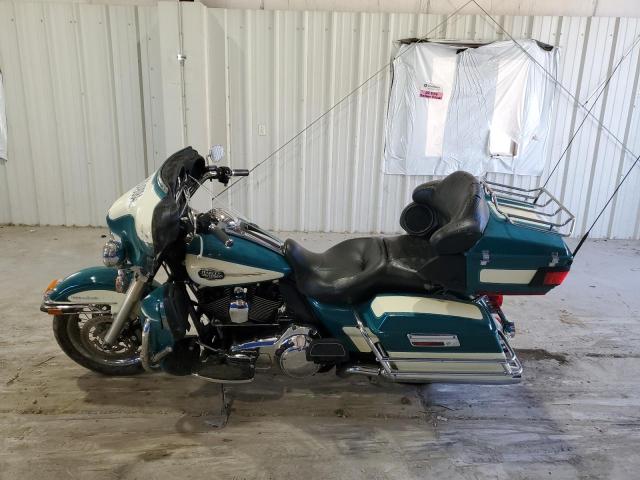 2009 HARLEY-DAVIDSON FLHTCU 