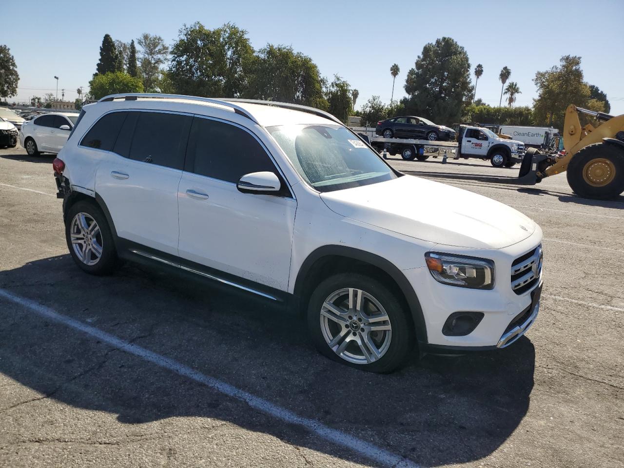 2020 Mercedes-Benz GLB - Image 4
