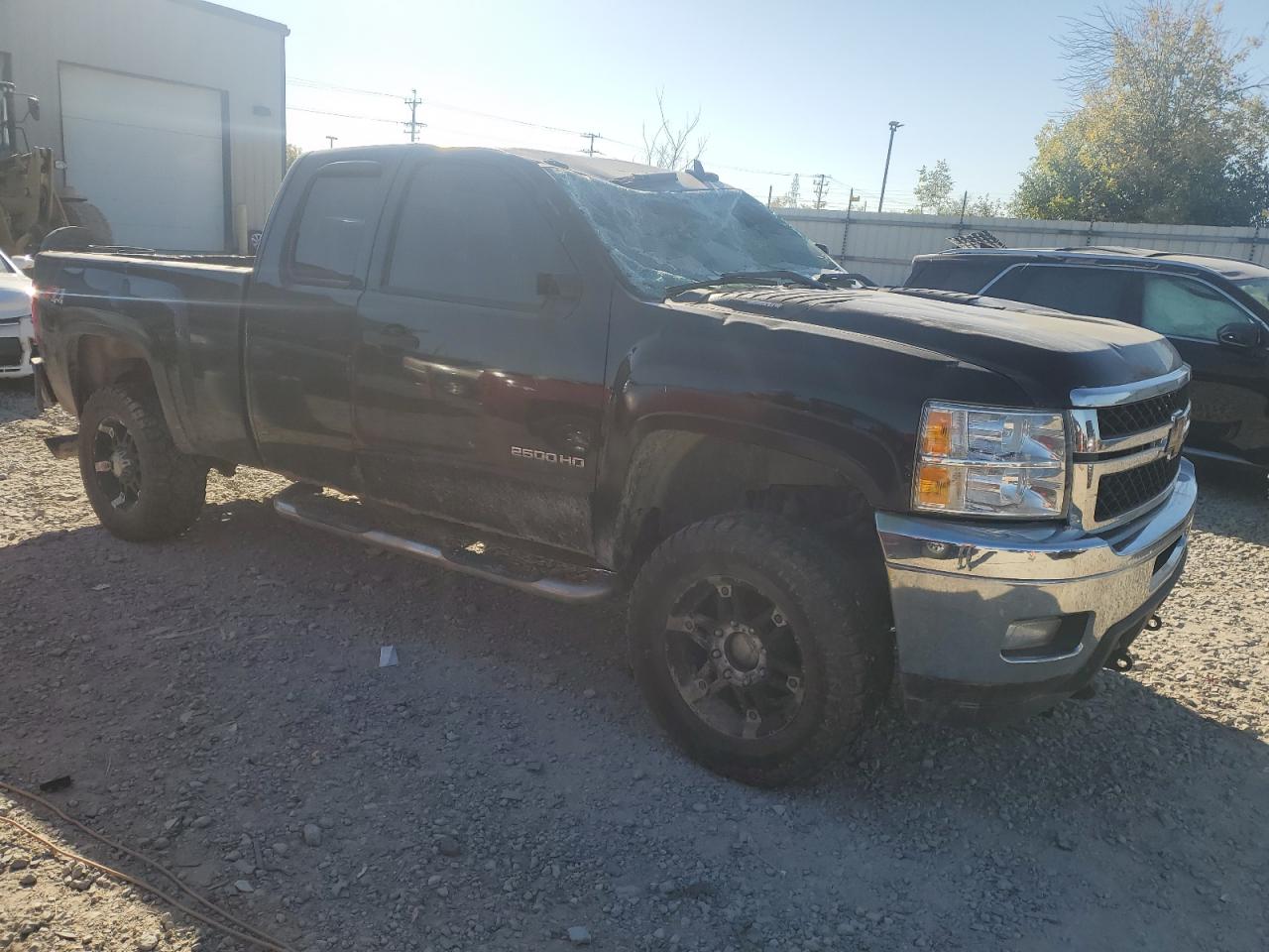 2011 Chevrolet Silverado - Image 4