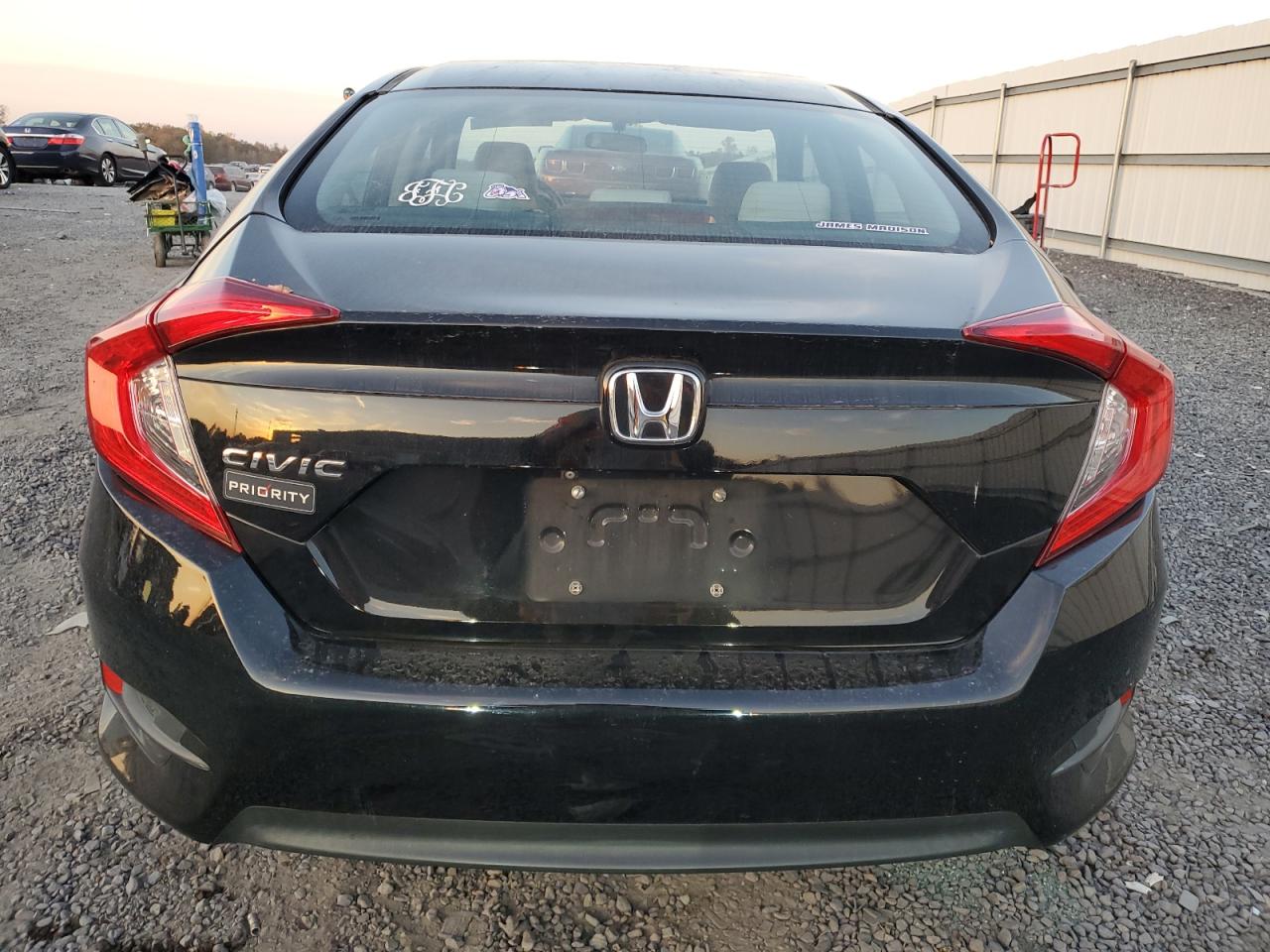 2017 Honda Civic Lx VIN: 2HGFC2F58HH551835 Lot: 78331154