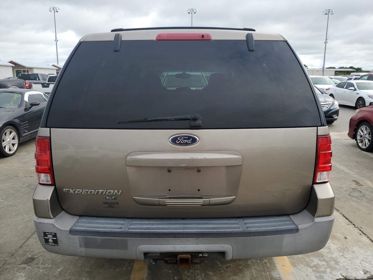 1FMRU15W33LA50940 2003 Ford Expedition Xlt