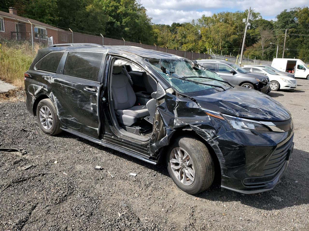 2021 Toyota Sienna Le VIN: 5TDKRKEC1MS061227 Lot: 75479194