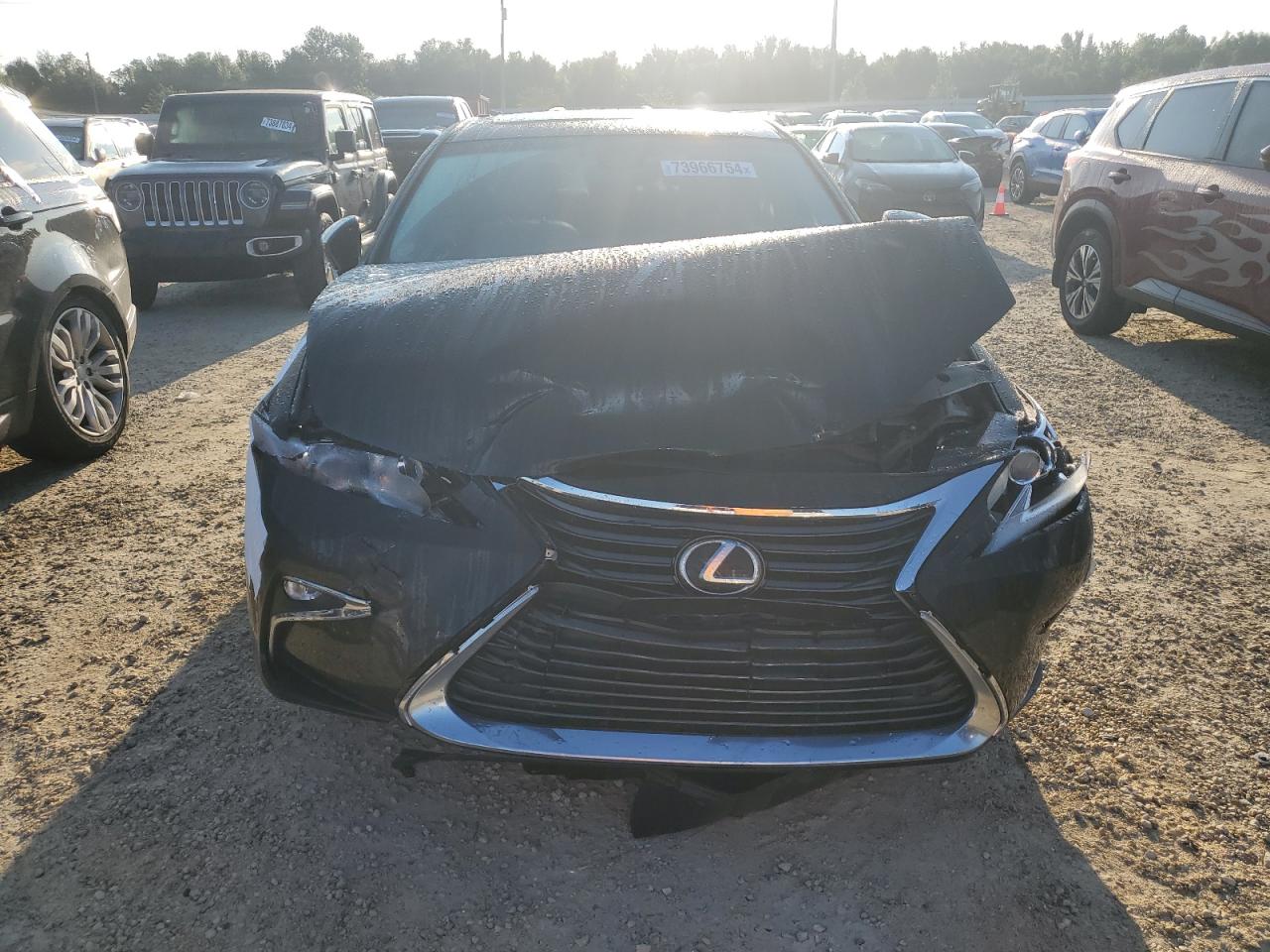 VIN 58ABK1GG6JU115583 2018 LEXUS ES350 no.5