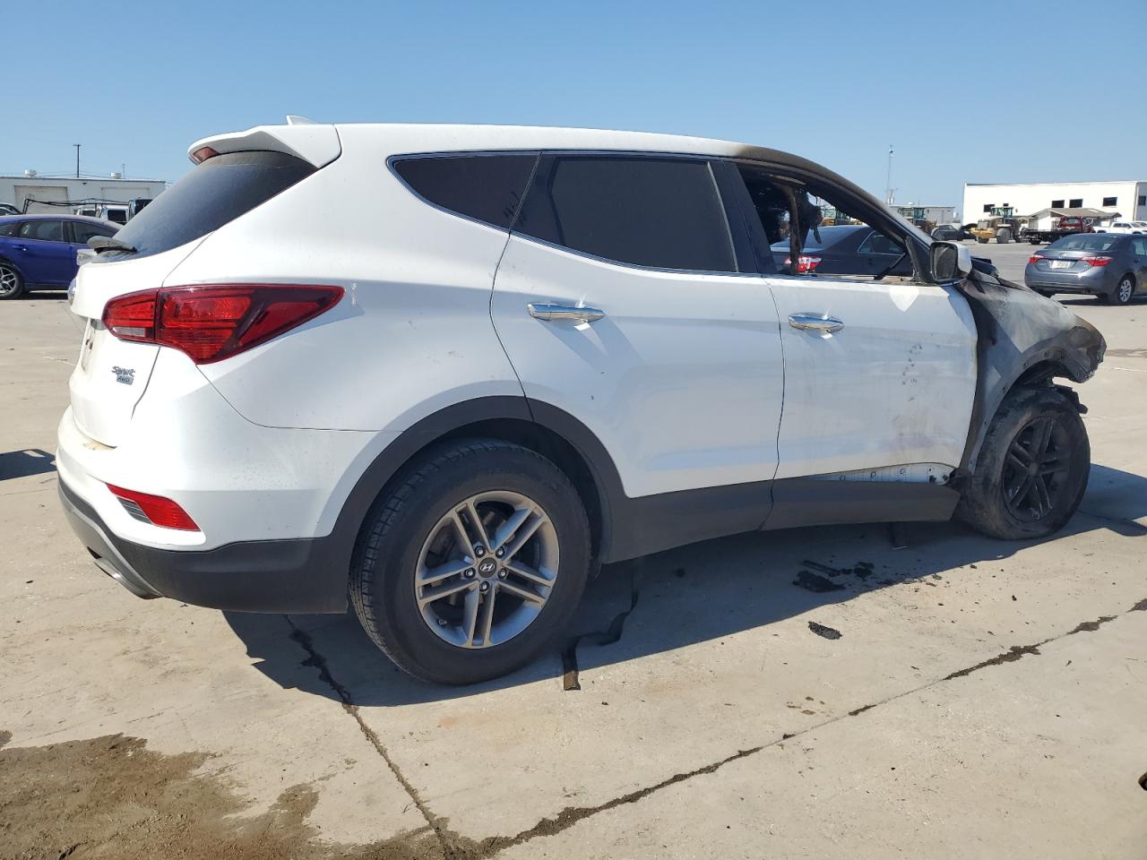 2017 Hyundai Santa Fe - Image 3