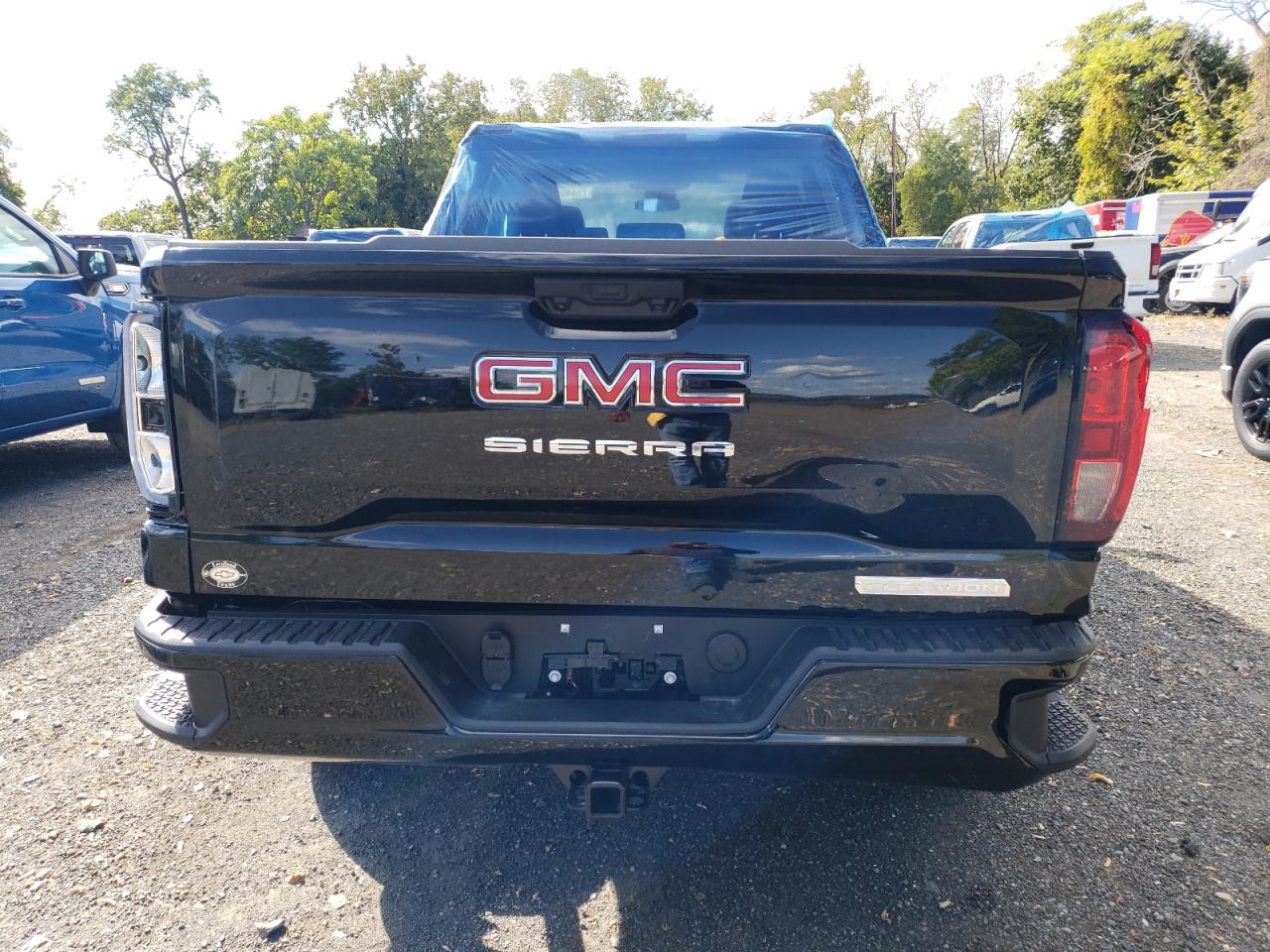 1GTRUCEK8RZ269590 2024 GMC Sierra K1500 Elevation