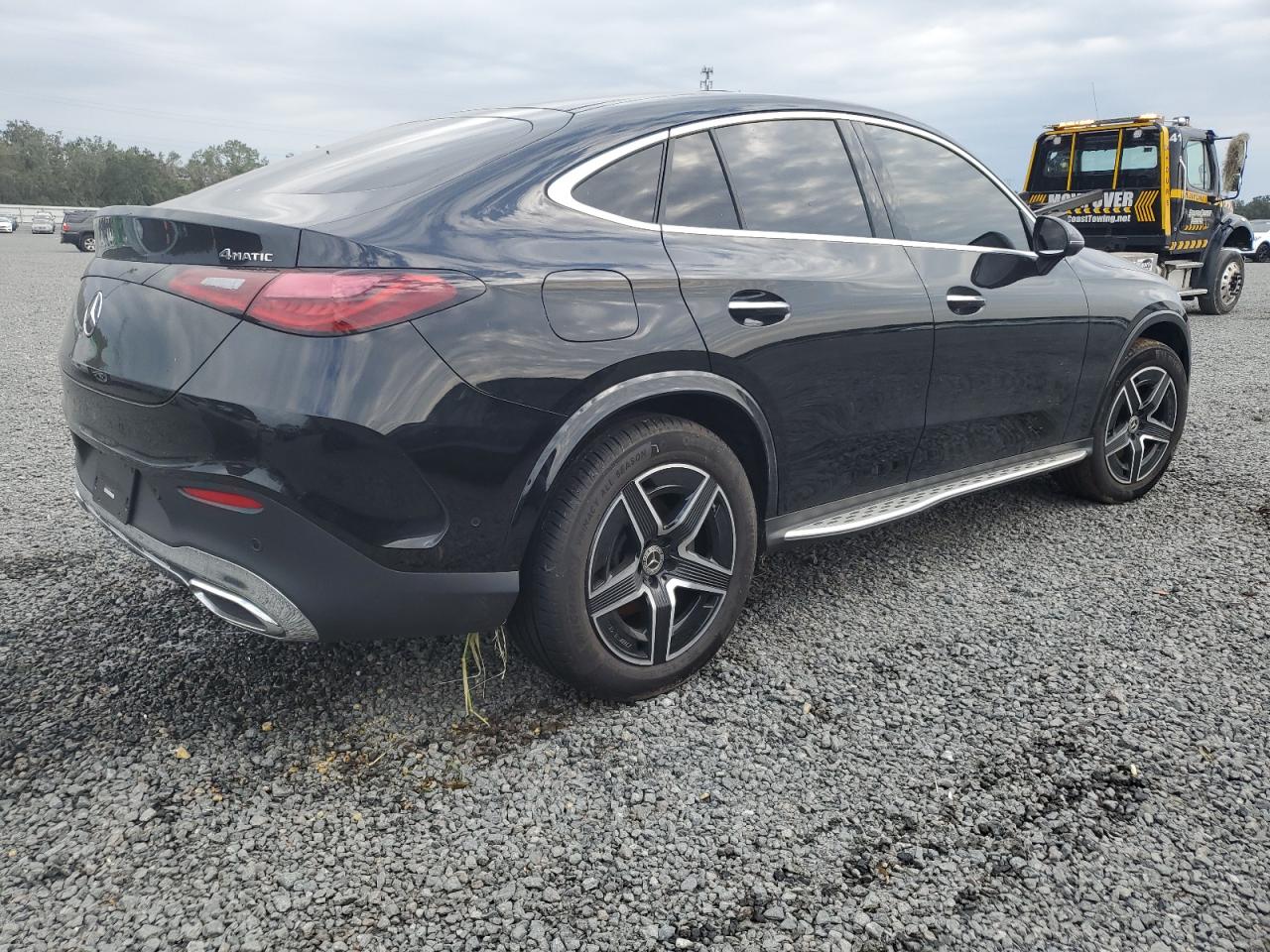 2024 Mercedes-Benz GLC - Image 3