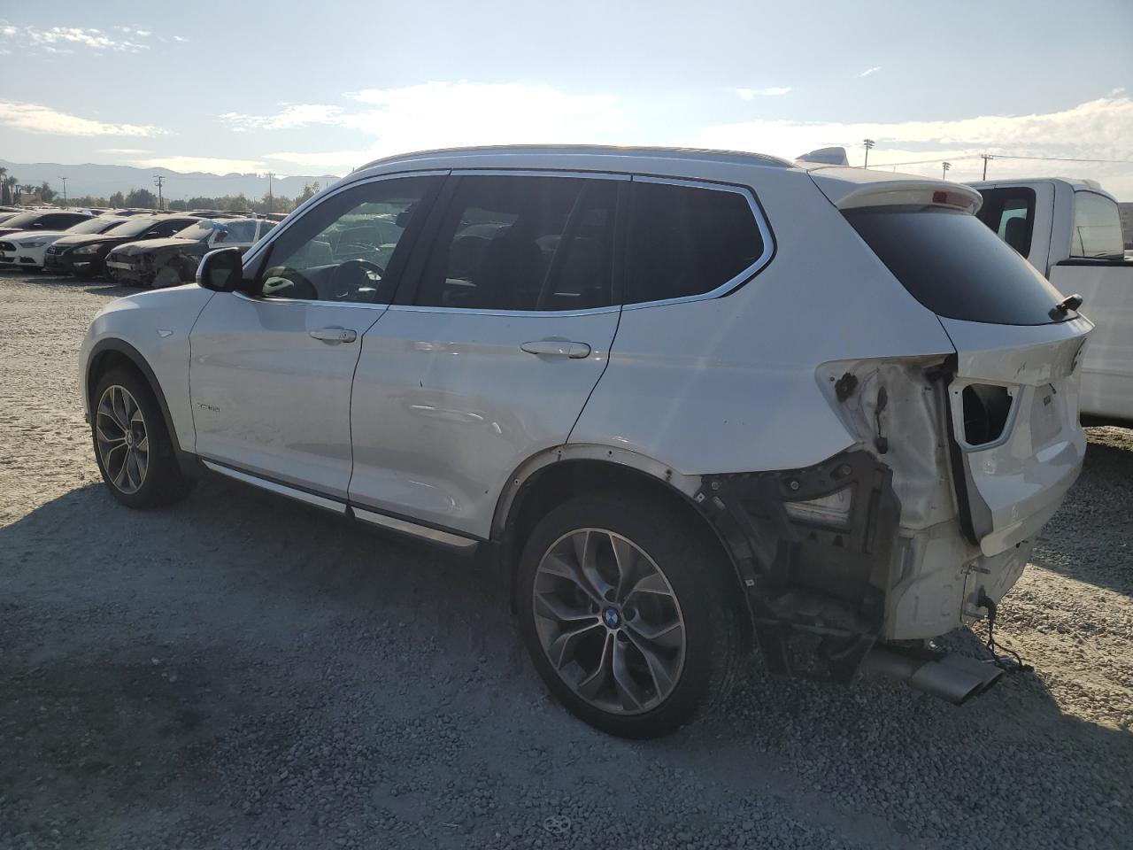 VIN 5UXWX7C5XF0K35731 2015 BMW X3 no.2