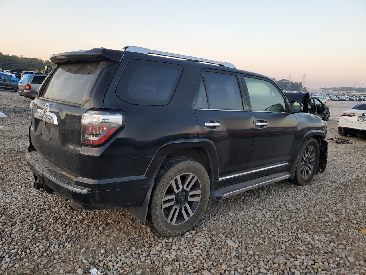 VIN JTEZU5JRXG5120662 2016 TOYOTA 4RUNNER no.3