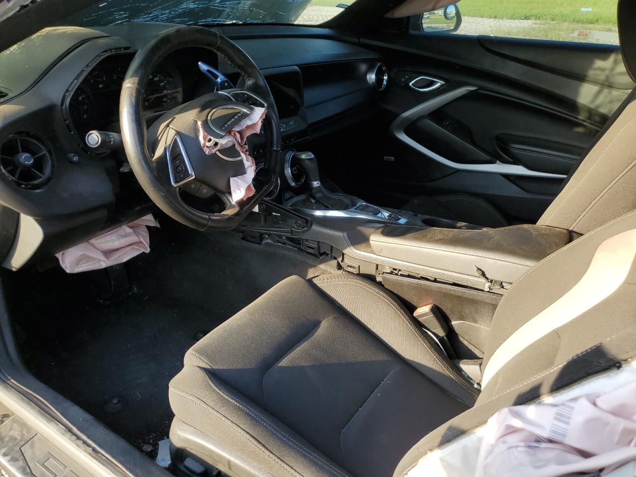 2016 Chevrolet Camaro - Image 8