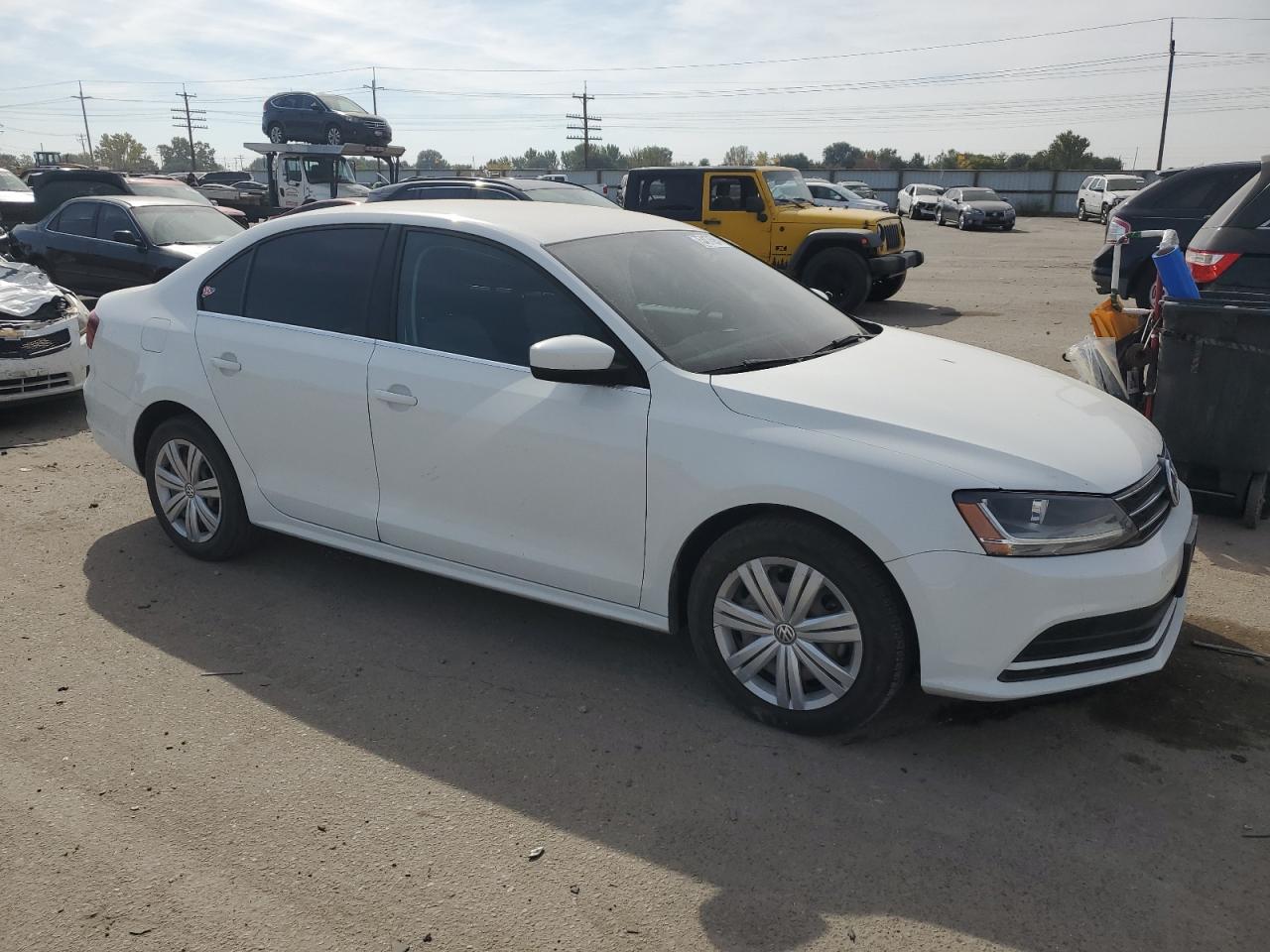 2017 Volkswagen Jetta - Image 4