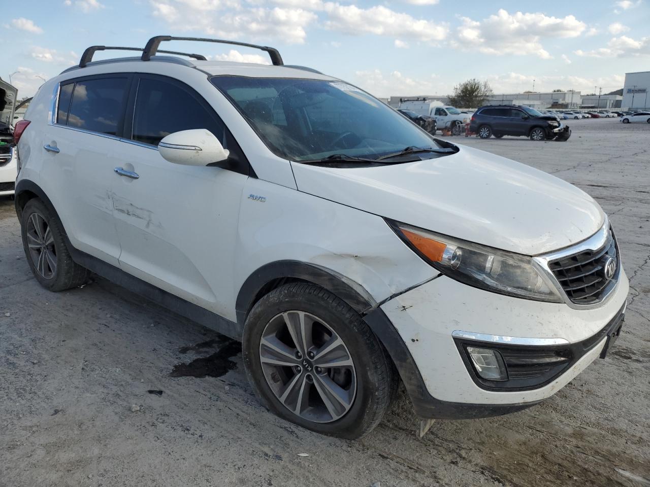 2014 Kia Sportage - Image 4