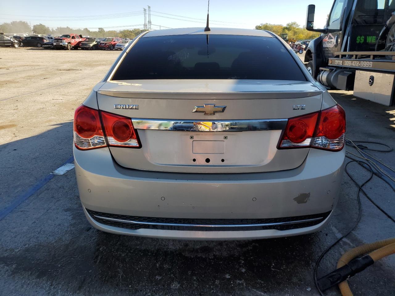 2011 Chevrolet Cruze - Image 6
