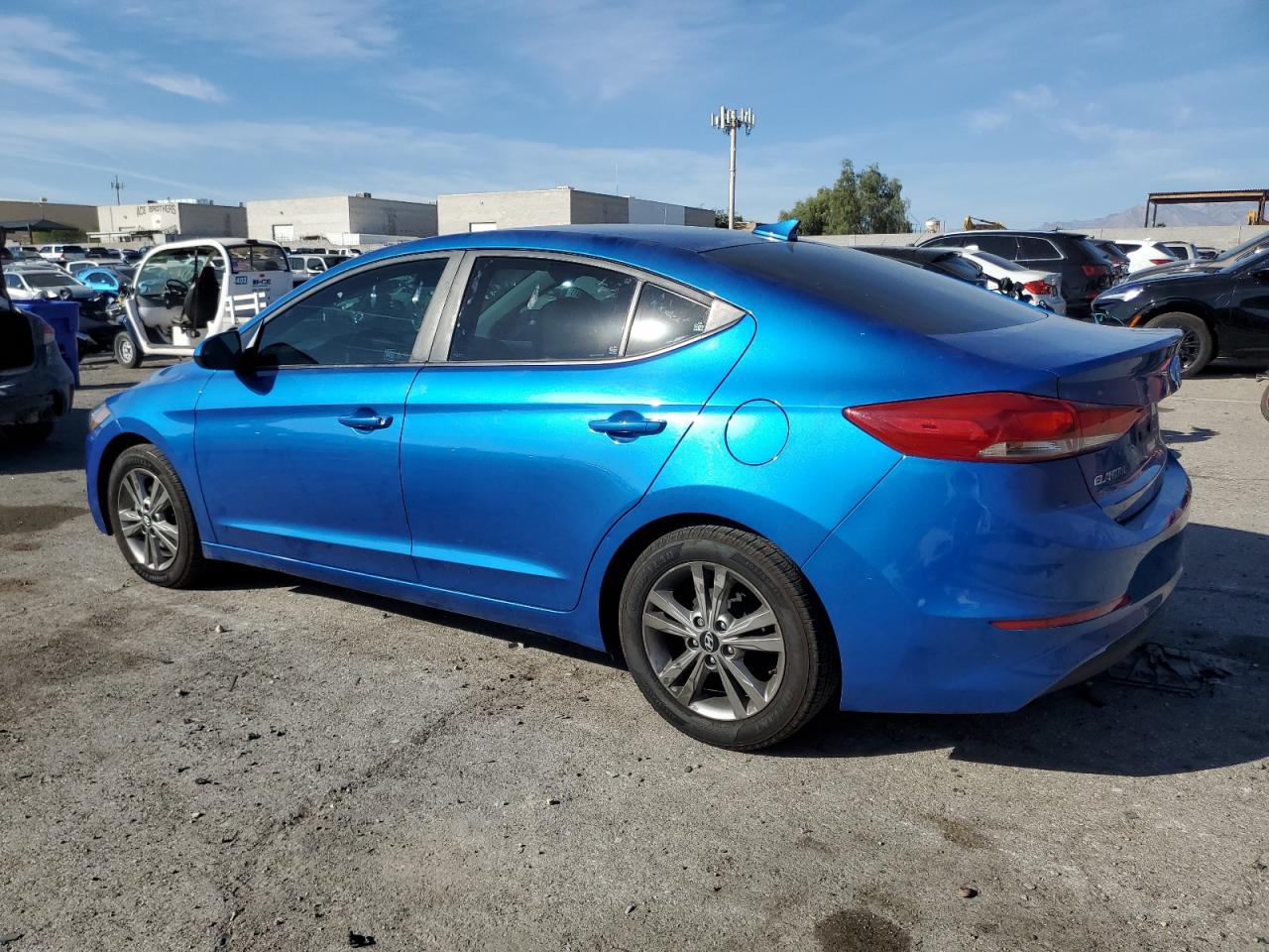 5NPD84LFXHH154232 2017 HYUNDAI ELANTRA - Image 2