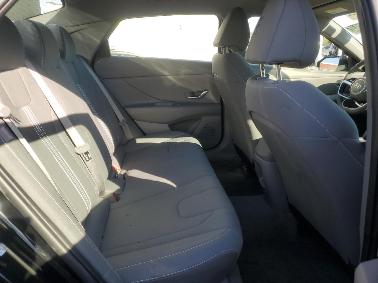 2024 Hyundai Elantra - Image 10