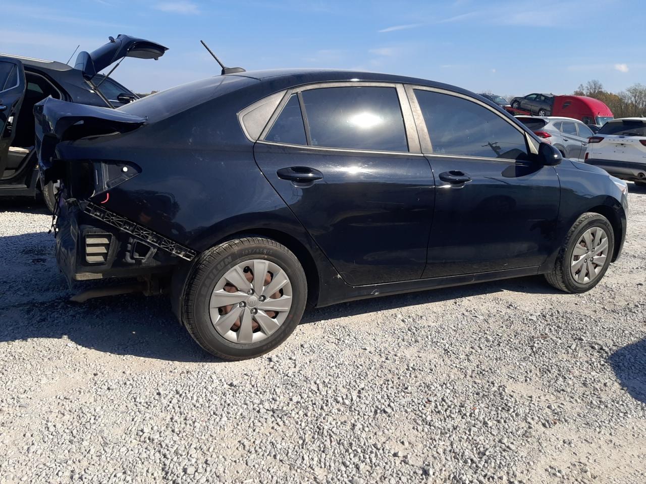 VIN 3KPA24AB2KE200832 2019 KIA RIO no.3