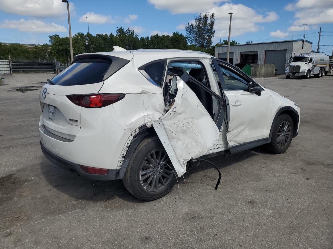 2021 Mazda CX-5 - Image 3