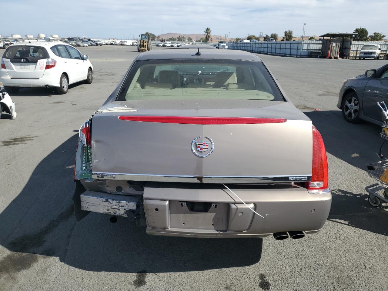 2007 Cadillac Dts VIN: 1G6KD57Y07U195206 Lot: 73807794