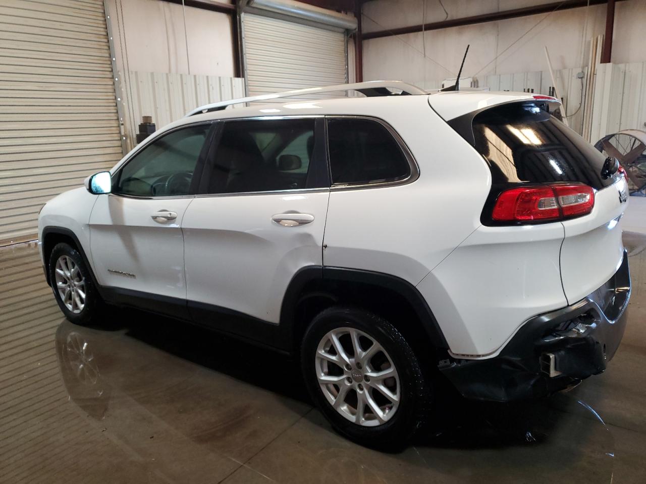 2017 Jeep Grand Cherokee - Image 2