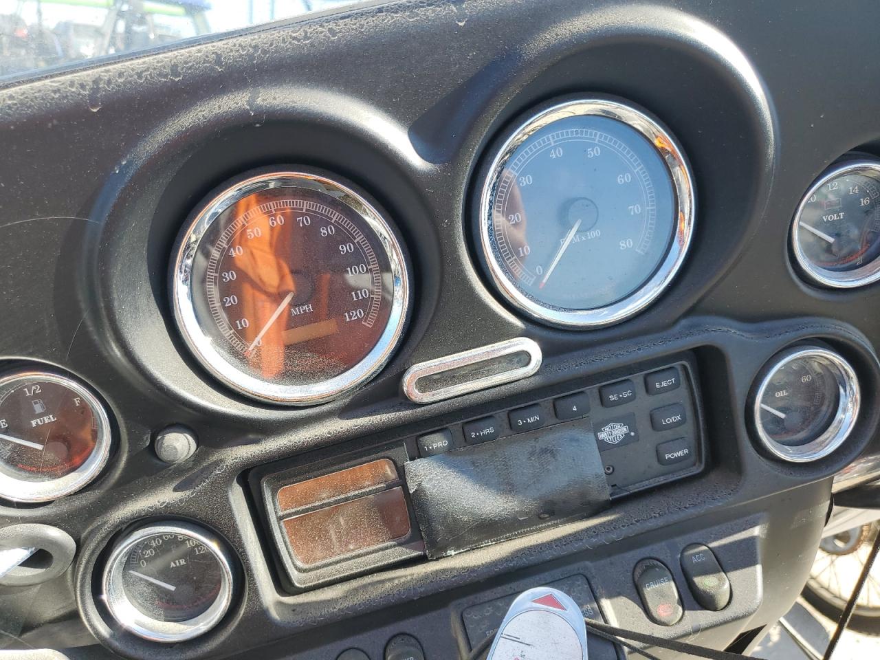 2002 Harley-Davidson Flhtcui VIN: 1HD1FCW122Y662282 Lot: 75279324